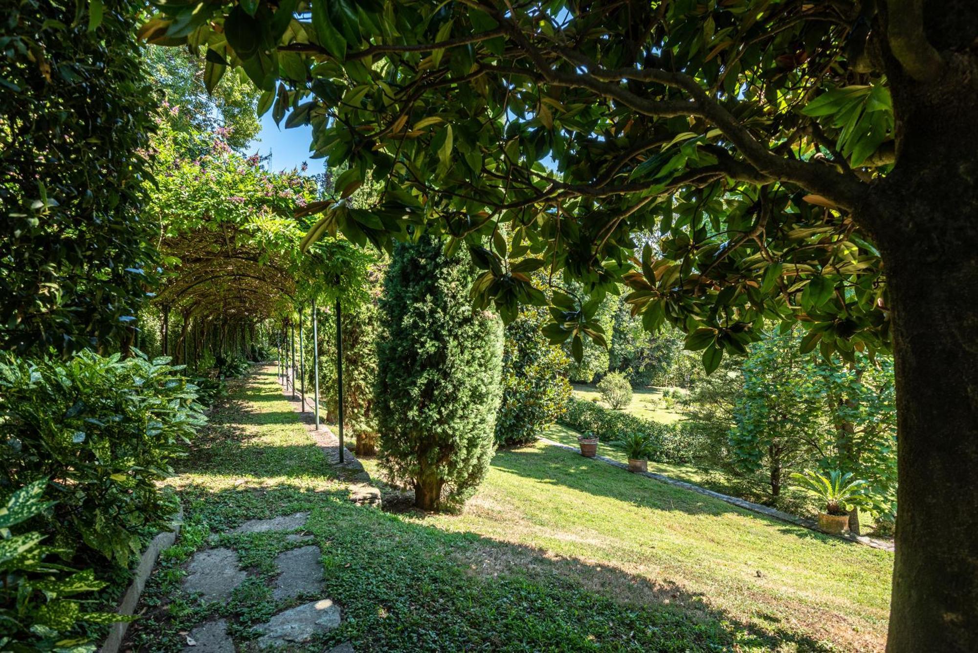 Flairhouse Parco Villa Gravedona Bagian luar foto